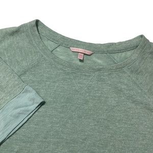 Victoria's Secret‎ Medium Short Sleeve Sweater